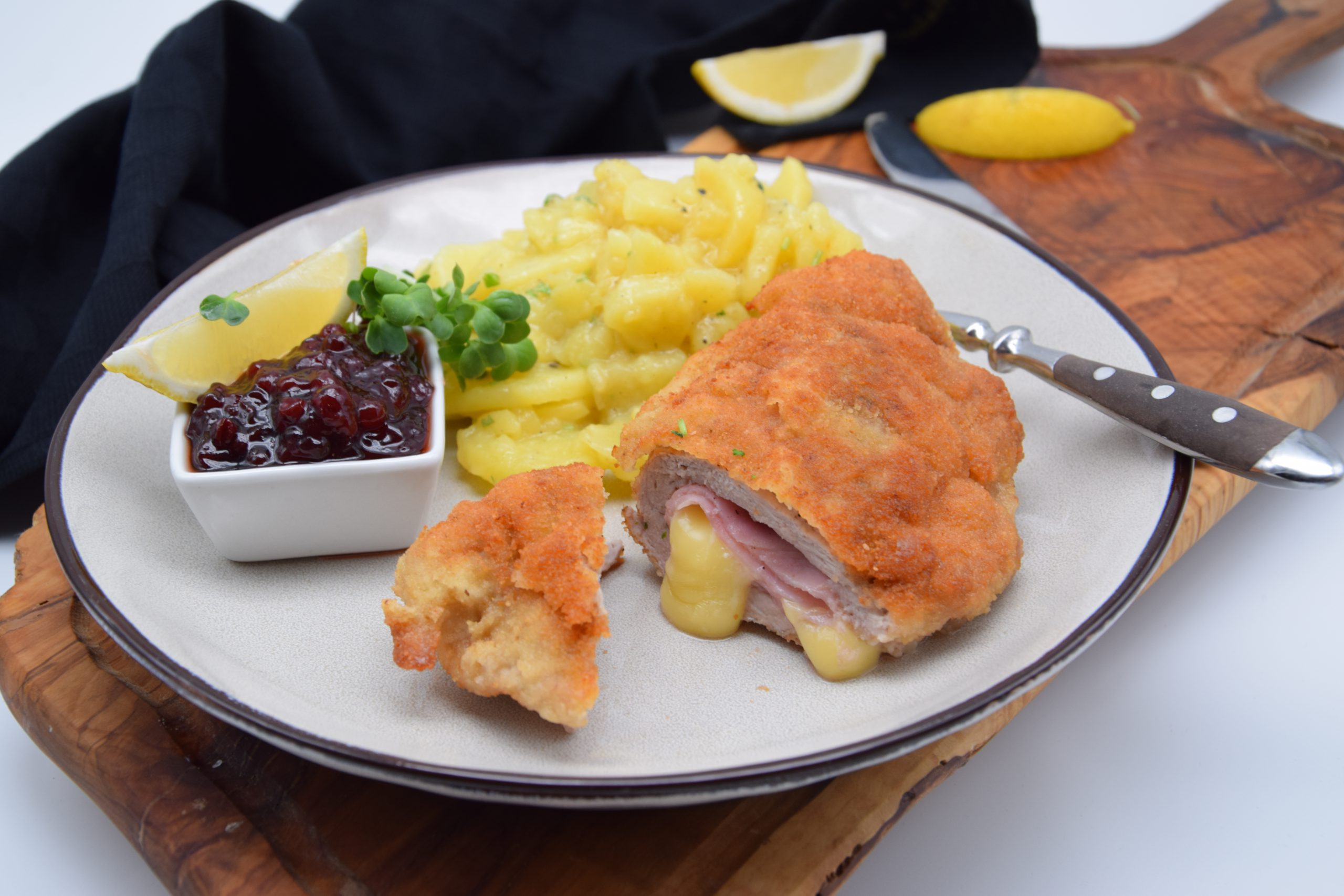 Förster Cordon Bleu mit Erdäpfelsalat