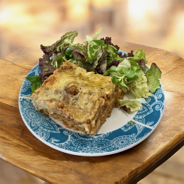 Lasagne mit Salat