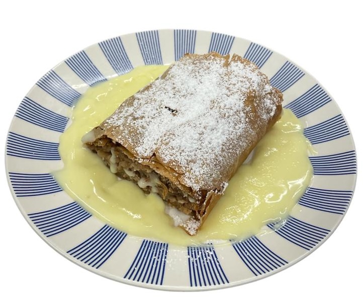 Apfelstrudel mit Vanillesauce